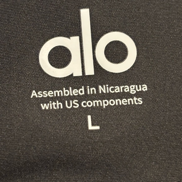 NWT.  Alo Black High Waisted Airlift Leggings.  Women’s size Large. - Picture 8 of 12